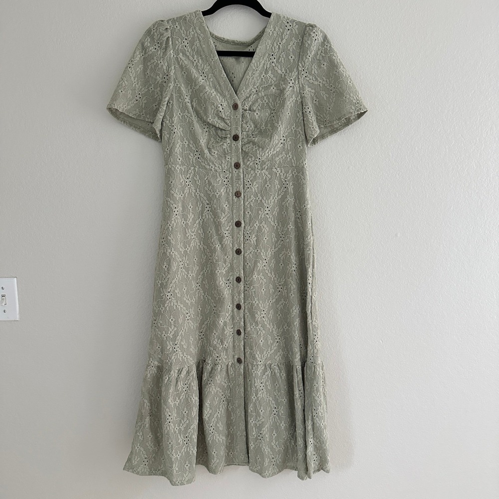 Eyelet Lace Button Front Midi Dress Women Size S 4 Sage Green Cottagecore